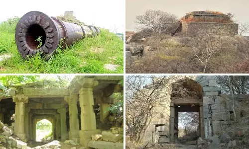 Telangana का ऐतिहासिक पंगल किला: शौकीनों के लिए बना नया पसंदीदा ट्रेकिंग डेस्टिनेशन Telangana का ऐतिहासिक पंगल किला: शौकीनों के लिए बना नया पसंदीदा ट्रेकिंग डेस्टिनेशन