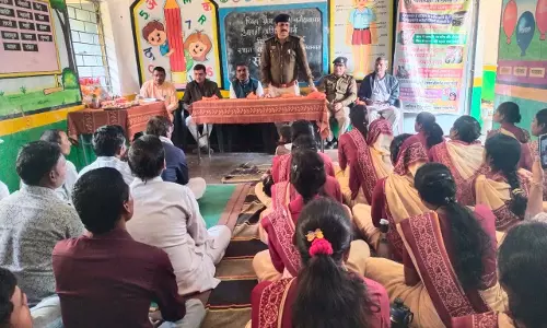 सड़क सुरक्षा-जीवन रक्षा पर बलौदाबाजार पुलिस का विशेष ग्राम अभियान