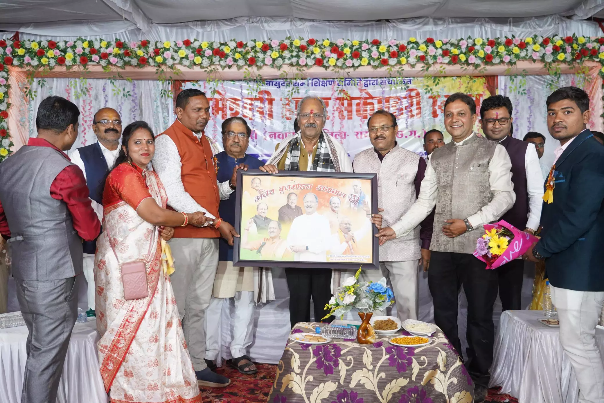 शिक्षा ही सशक्त समाज की नींव : MP बृजमोहन अग्रवाल शिक्षा ही सशक्त समाज की नींव : MP बृजमोहन अग्रवाल