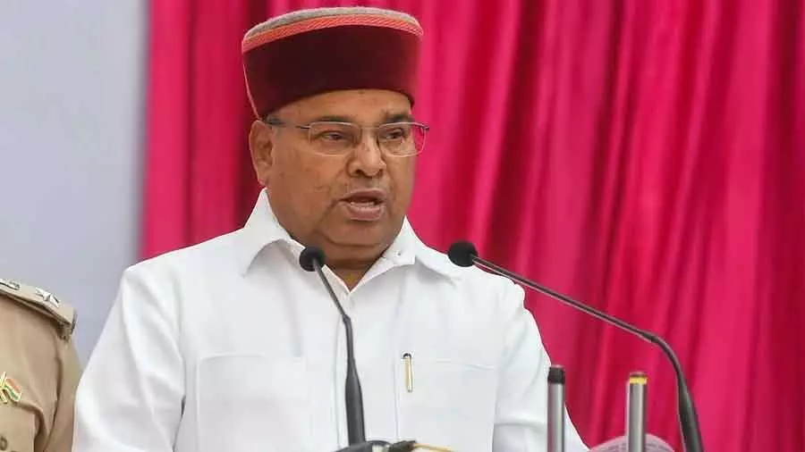 इंटरनल कोटा बिल: कर्नाटक के गवर्नर ने SC से रिज़र्वेशन बढ़ाने के लिए पार्लियामेंट की मंज़ूरी के बारे में पूछा इंटरनल कोटा बिल: कर्नाटक के गवर्नर ने SC से रिज़र्वेशन बढ़ाने के लिए पार्लियामेंट की मंज़ूरी के बारे में पूछा
