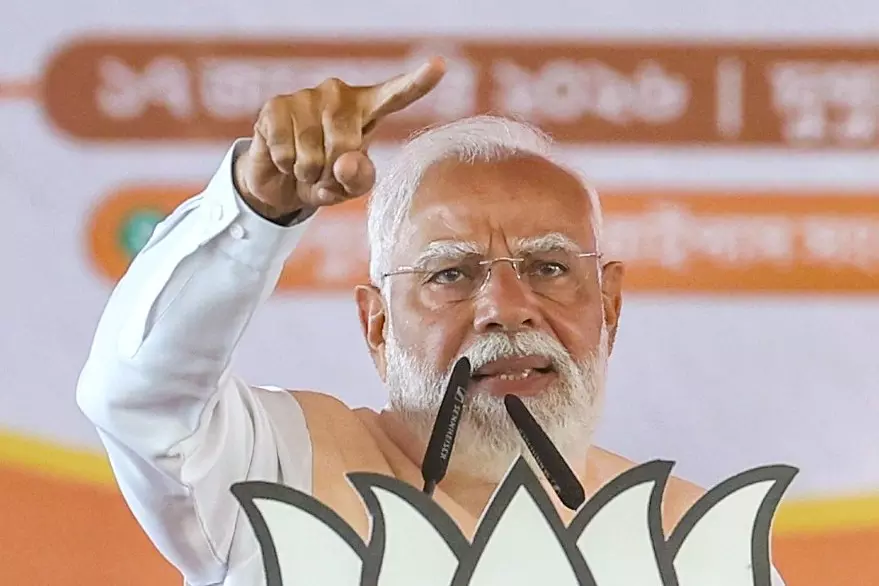 PM Modi बंगाल के सिंगूर में जनसभा को संबोधित करेंगे PM Modi बंगाल के सिंगूर में जनसभा को संबोधित करेंगे