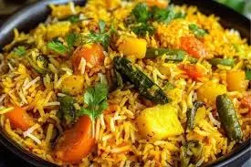Veg Biryani Recipe : इस आसान रेसिपी से कुकर में बनाएं होटल जैसी वेज बिरयानी Veg Biryani Recipe : इस आसान रेसिपी से कुकर में बनाएं होटल जैसी वेज बिरयानी
