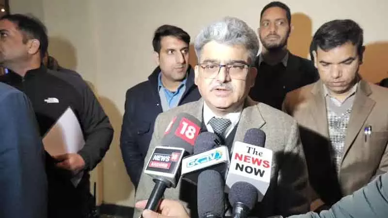 सरकार J&K में इंटरनेशनल क्रिकेट स्टेडियम बनाने पर विचार कर रही: सीएस डुल्लू सरकार J&K में इंटरनेशनल क्रिकेट स्टेडियम बनाने पर विचार कर रही: सीएस डुल्लू