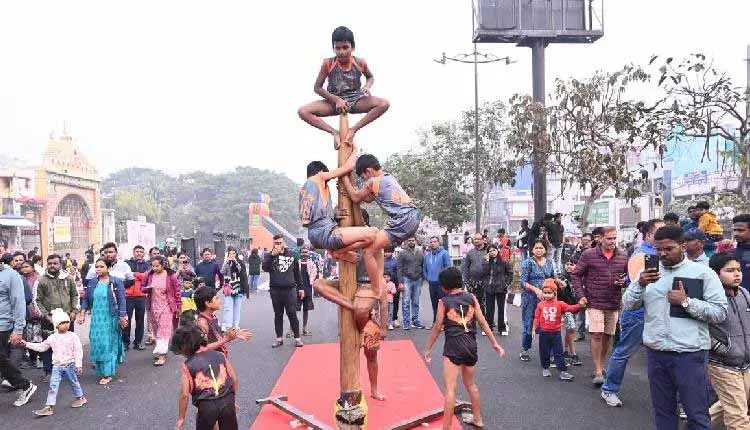 Bhubaneswar में दूसरे पाठ उत्सव 2026 में संगीत और नृत्य की धूम मची Bhubaneswar में दूसरे पाठ उत्सव 2026 में संगीत और नृत्य की धूम मची