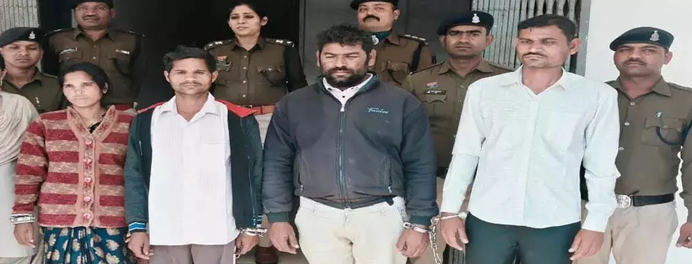 दो सुपारी किलर और मामा के साथ महिला गिरफ्तार, हत्याकांड का खुलासा दो सुपारी किलर और मामा के साथ महिला गिरफ्तार, हत्याकांड का खुलासा