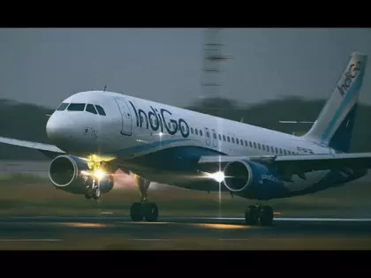 Indigo फ्लाइट डायवर्जन: बम धमकी पर लखनऊ में उतारी गई, सुरक्षा जांच जारी Indigo फ्लाइट डायवर्जन: बम धमकी पर लखनऊ में उतारी गई, सुरक्षा जांच जारी