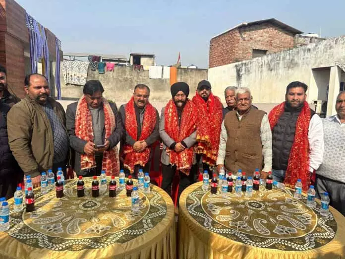 Jat Sabha ने उद्योग विभाग से डेयरी फार्म संचालकों के लिए प्लॉट आवंटित करने का आग्रह किया Jat Sabha ने उद्योग विभाग से डेयरी फार्म संचालकों के लिए प्लॉट आवंटित करने का आग्रह किया