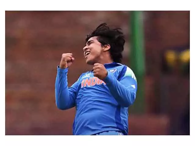 India vs Bangladesh : बाउंड्री लाइन के पास वैभव सूर्यवंशी के शानदार कैच की फैंस ने तारीफ की India vs Bangladesh : बाउंड्री लाइन के पास वैभव सूर्यवंशी के शानदार कैच की फैंस ने तारीफ की