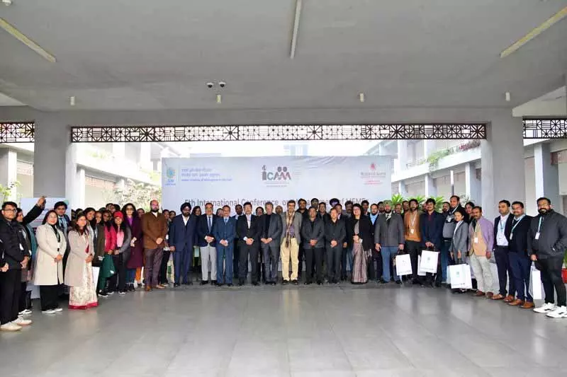 IIM-अमृतसर ने MSME मैनेजमेंट पर इंटरनेशनल मीटिंग होस्ट की IIM-अमृतसर ने MSME मैनेजमेंट पर इंटरनेशनल मीटिंग होस्ट की