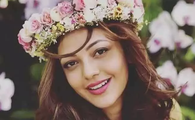 Kajal Aggarwal का 2016 मंत्र: “मेहनत ज्यादा, पार्टी उससे भी ज्यादा” Kajal Aggarwal का 2016 मंत्र: “मेहनत ज्यादा, पार्टी उससे भी ज्यादा”