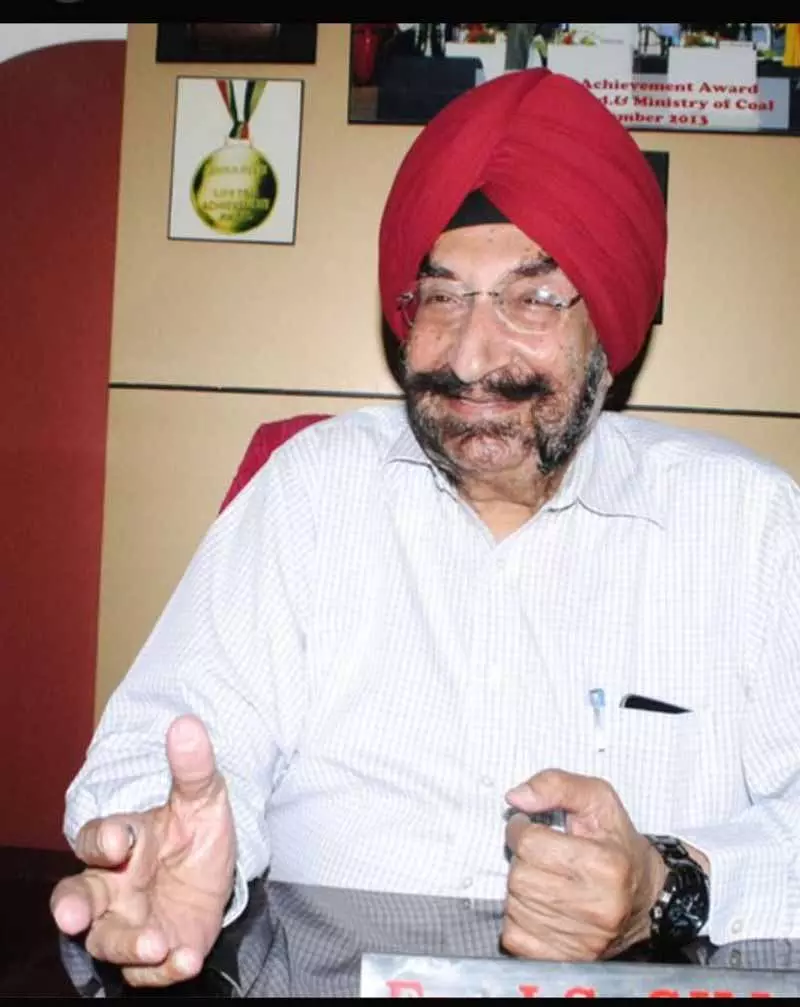 माइनिंग इंजीनियर Jaswant Singh Gill को मरणोपरांत शताब्दी पुरस्कार माइनिंग इंजीनियर Jaswant Singh Gill को मरणोपरांत शताब्दी पुरस्कार