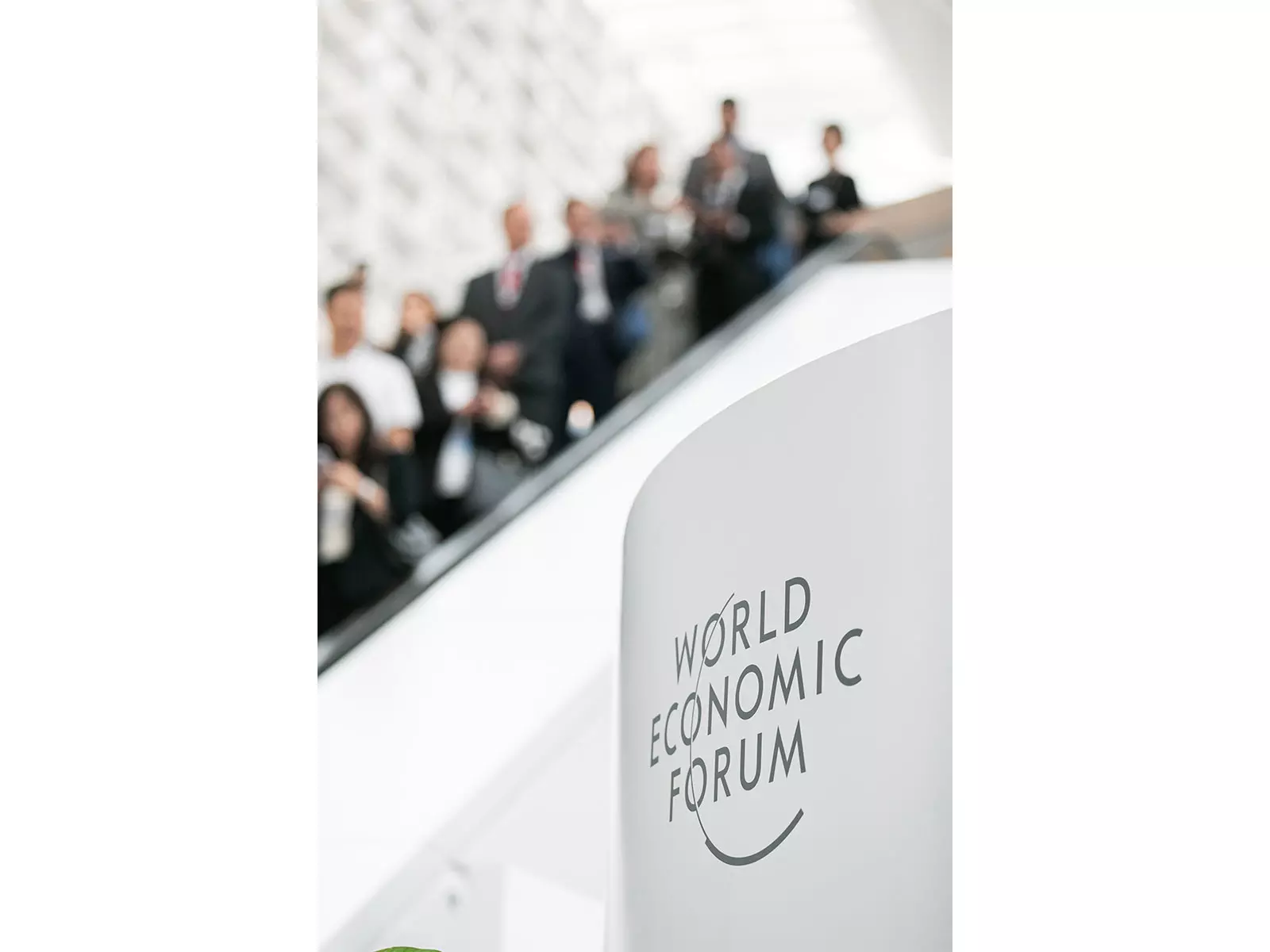 दावोस बैठक से पहले WEF निदेशक बोले, ट्रंप के निमंत्रण रद्द होने का सवाल बेकार दावोस बैठक से पहले WEF निदेशक बोले, ट्रंप के निमंत्रण रद्द होने का सवाल बेकार