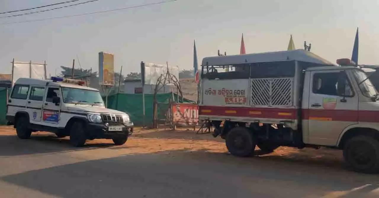 Cuttack में नाराज़ बैराज के पास नवजात बच्चे का शव मिला; पुलिस ने जांच शुरू की Cuttack में नाराज़ बैराज के पास नवजात बच्चे का शव मिला; पुलिस ने जांच शुरू की