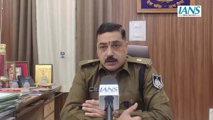 जबलपुर पुलिस ने सभी थानों में CCTV कैमरों की स्थापना के लिए निर्देश जारी किए जबलपुर पुलिस ने सभी थानों में CCTV कैमरों की स्थापना के लिए निर्देश जारी किए