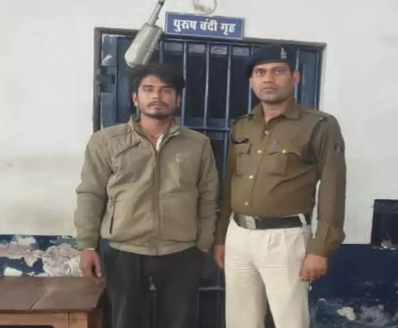 होटल में फर्जी आधार कार्ड उपयोग करने वाले युवक सुहेल चौधरी को गिरफ्तार होटल में फर्जी आधार कार्ड उपयोग करने वाले युवक सुहेल चौधरी को गिरफ्तार