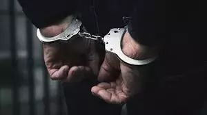 Police ने अवैध सिम बेचने के आरोप में मोबाइल फोन एजेंटों को गिरफ्तार किया