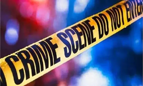 Jammu-Kashmir: प्लास्टिक के बोरे में बंधी मिली महिला,इलाके में दहशत Jammu-Kashmir: प्लास्टिक के बोरे में बंधी मिली महिला,इलाके में दहशत