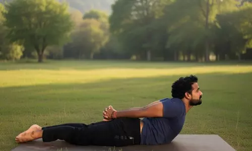 पथरी से राहत दिलाने में मदद करता है सर्पासन, ऐसे करता है काम पथरी से राहत दिलाने में मदद करता है सर्पासन, ऐसे करता है काम