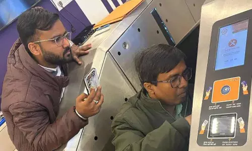 भोपाल मेट्रो के लिए ऑटोमैटिक किराया कलेक्शन सिस्टम लगाने के लिए DMRC की टीम पहुंची भोपाल मेट्रो के लिए ऑटोमैटिक किराया कलेक्शन सिस्टम लगाने के लिए DMRC की टीम पहुंची