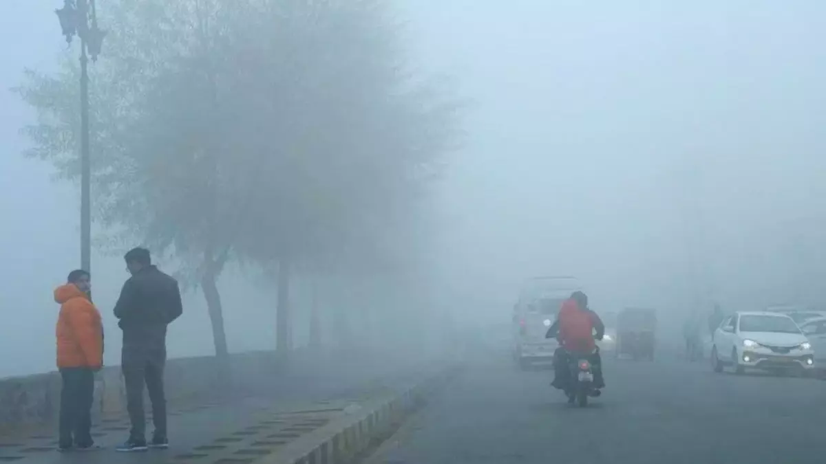Sikar: शेखावाटी में मौसम का मिजाज बदलेगा Sikar: शेखावाटी में मौसम का मिजाज बदलेगा