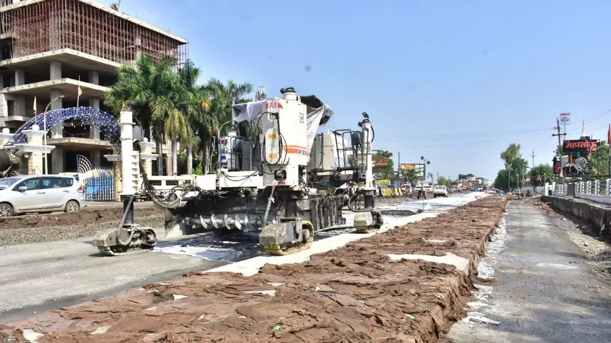 Indore: इंदौर–उज्जैन सिक्स लेन पर काम जारी Indore: इंदौर–उज्जैन सिक्स लेन पर काम जारी