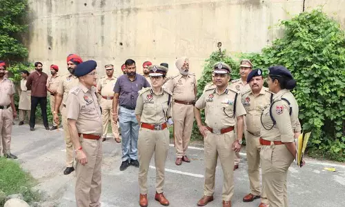 Kapurthala police ने ड्रग्स के खतरे से निपटने के लिए घेराबंदी और तलाशी अभियान शुरू किया Kapurthala police ने ड्रग्स के खतरे से निपटने के लिए घेराबंदी और तलाशी अभियान शुरू किया