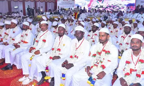 Raichur : मुस्लिम समुदाय के 121 जोड़ों ने शादी की Raichur : मुस्लिम समुदाय के 121 जोड़ों ने शादी की