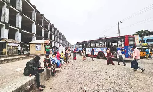 Avadi में अस्थायी बस टर्मिनस से यात्रियों को परेशानी