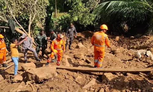 PM मोदी का बयान: NDRF लगातार लोगों की मदद में लगा हुआ PM मोदी का बयान: NDRF लगातार लोगों की मदद में लगा हुआ