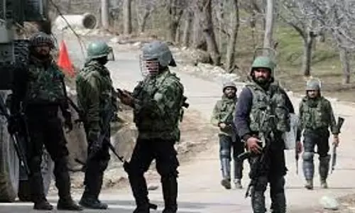 Kashmir: जैश के आतंकियों पर किश्तवाड़ में सुरक्षा बलों का सघन अभियान Kashmir: जैश के आतंकियों पर किश्तवाड़ में सुरक्षा बलों का सघन अभियान