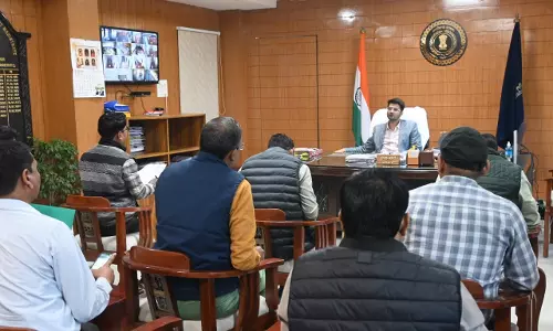 कलेक्टर ने की धान खरीदी की समीक्षा, पहली टोकन कटाने वाले किसानों को प्राथमिकता देने के निर्देश कलेक्टर ने की धान खरीदी की समीक्षा, पहली टोकन कटाने वाले किसानों को प्राथमिकता देने के निर्देश