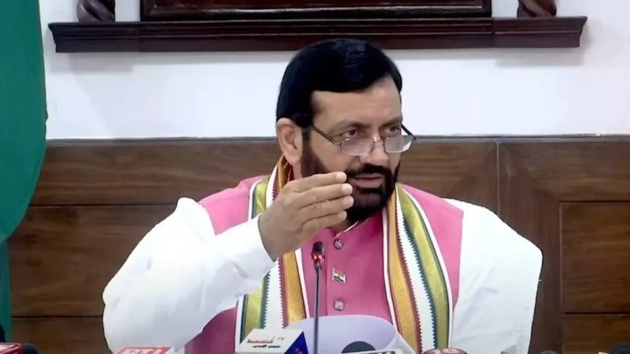 Chandigarh: CM नायब सैनी ने श्रमिकों के मुद्दों पर VB-G रामजी में की चर्चा Chandigarh: CM नायब सैनी ने श्रमिकों के मुद्दों पर VB-G रामजी में की चर्चा