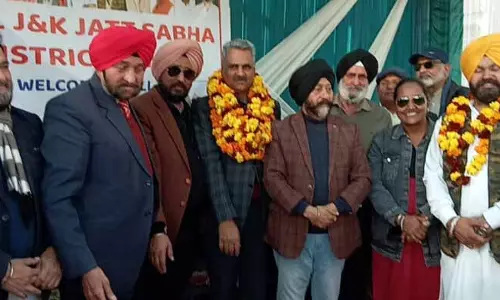 Manjit ने जाटों और डीपी के लिए मुआवजे की मांग की, जिनकी जमीन चली गई Manjit ने जाटों और डीपी के लिए मुआवजे की मांग की, जिनकी जमीन चली गई