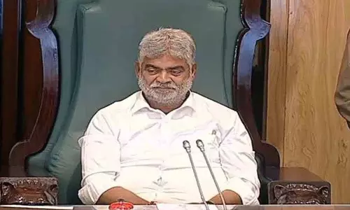 Supreme Court ने स्पीकर गद्दाम प्रसाद को नोटिस जारी किया Supreme Court ने स्पीकर गद्दाम प्रसाद को नोटिस जारी किया