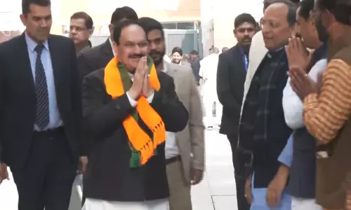 Delhi: राष्ट्रीय अध्यक्ष पद के नामांकन से पहले जेपी नड्डा BJP मुख्यालय पहुंचे