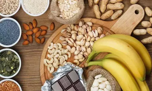 Magnesium वाले खाद्य पदार्थ अगर आपको मिनरल की कमी है तो ये खाएं Magnesium वाले खाद्य पदार्थ अगर आपको मिनरल की कमी है तो ये खाएं