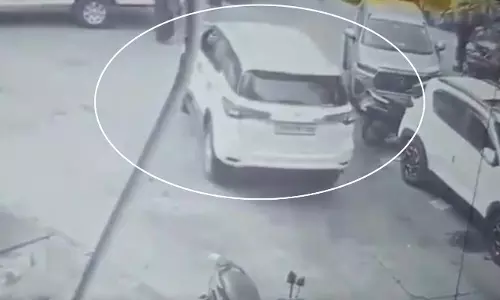 भाई की किडनैपिंग से शादी वाले घर में मची चीख-पुकार...LIVE वीडियो