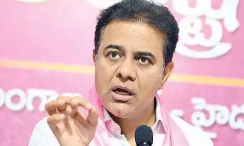 KTR ने तेलंगाना के हथकरघा बुनकरों पर केंद्र के रुख पर केंद्रीय मंत्री को लिखा पत्र