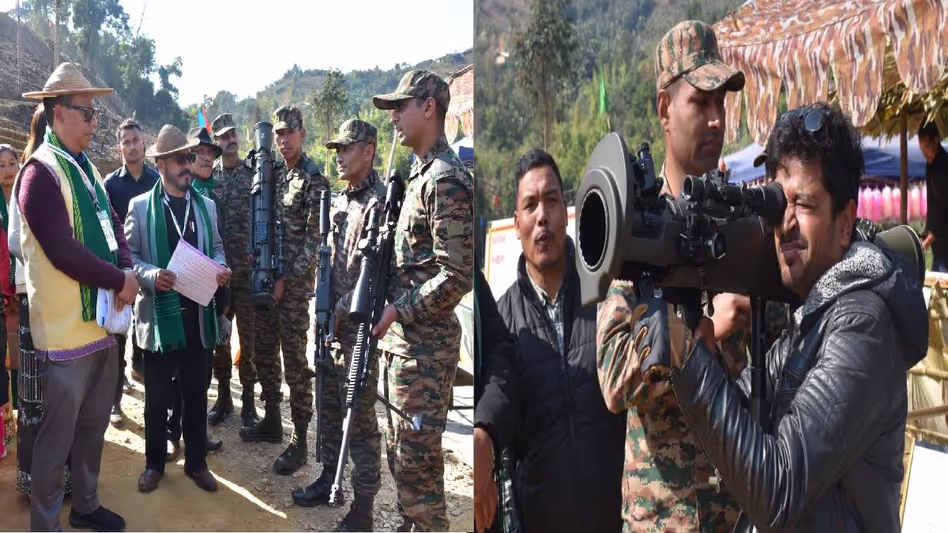 Arunachal के वेस्ट सियांग में पाइनएप्पल फेस्टिवल में हथियारों और इक्विपमेंट के प्रदर्शन Arunachal के वेस्ट सियांग में पाइनएप्पल फेस्टिवल में हथियारों और इक्विपमेंट के प्रदर्शन
