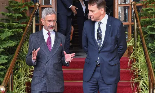 Jaishankar-पोलैंड उप प्रधानमंत्री ने द्विपक्षीय सहयोग पर चर्चा की