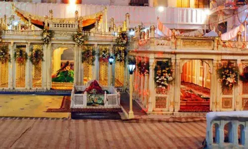 आस्था से परे एक त्यौहार, Hyderabad की शेखजी हाली दरगाह में बसंत पंचमी