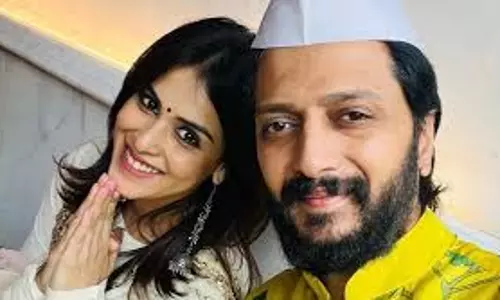 Riteish Genelia के बेटे को फुटबॉल मैच में विशेष सम्मान Riteish Genelia के बेटे को फुटबॉल मैच में विशेष सम्मान