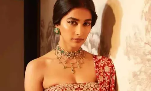 एक्ट्रेस Pooja Hegde की चुप्पी और वायरल खबरें: स्टार एक्टर के व्यवहार पर दावे कितने सच एक्ट्रेस Pooja Hegde की चुप्पी और वायरल खबरें: स्टार एक्टर के व्यवहार पर दावे कितने सच