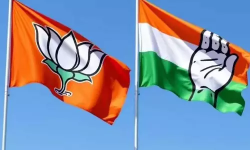 Nagpur नगर निगम चुनाव: भाजपा 5.31 लाख वोटों के साथ आगे, कांग्रेस को 4.17 लाख वोट मिले Nagpur नगर निगम चुनाव: भाजपा 5.31 लाख वोटों के साथ आगे, कांग्रेस को 4.17 लाख वोट मिले
