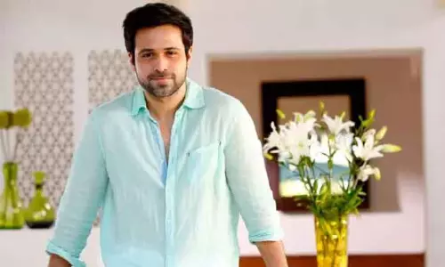 OTT और थिएटर के बीच Emraan Hashmi की वर्सेटिलिटी: आज का सिनेमाई दौर एक्टर्स के लिए बेस्ट OTT और थिएटर के बीच Emraan Hashmi की वर्सेटिलिटी: आज का सिनेमाई दौर एक्टर्स के लिए बेस्ट