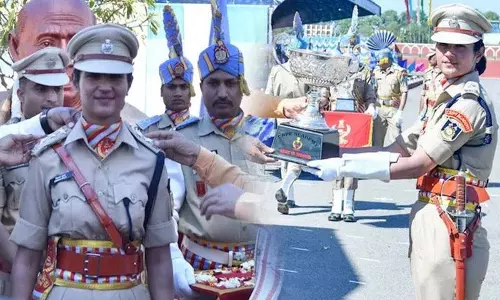 26 साल की सिमरन बाला गणतंत्र दिवस पर CRPF की पुरुष टुकड़ी की कमान संभालेंगी