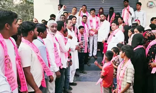 आर्मुर 17वें वार्ड से BRS में बड़ी संख्या में नए सदस्य शामिल हुए