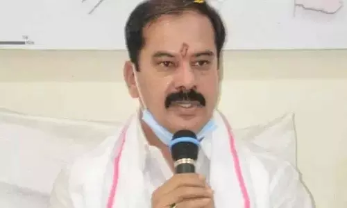 दस्यम विनय भास्कर ने सीएम रेवंत रेड्डी के BRS Block गिराने के आह्वान का विरोध किया
