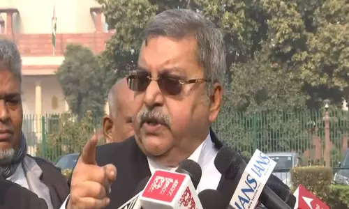TMC MP कल्याण बनर्जी ने बंगाल के लिए चुनाव आयोग को दिए गए सुप्रीम कोर्ट के निर्देशों का स्वागत किया TMC MP कल्याण बनर्जी ने बंगाल के लिए चुनाव आयोग को दिए गए सुप्रीम कोर्ट के निर्देशों का स्वागत किया
