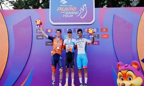Pune Grand Tour 2026 में फर्गस ब्राउनिंग और हर्षवीर सिंह ने शानदार प्रदर्शन किया Pune Grand Tour 2026 में फर्गस ब्राउनिंग और हर्षवीर सिंह ने शानदार प्रदर्शन किया